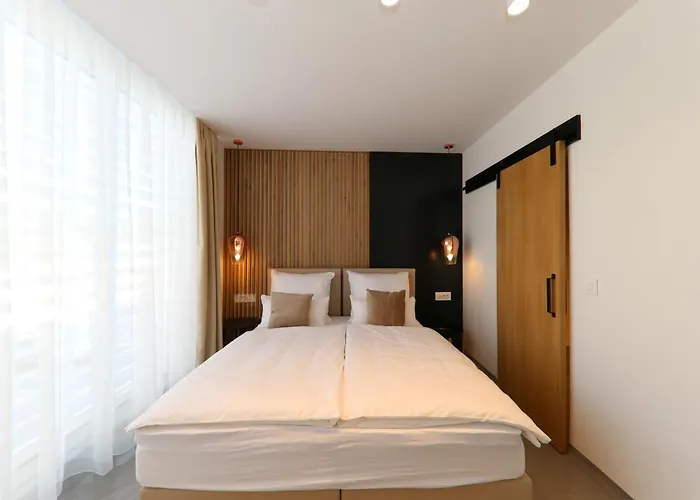 Whiterooms 12